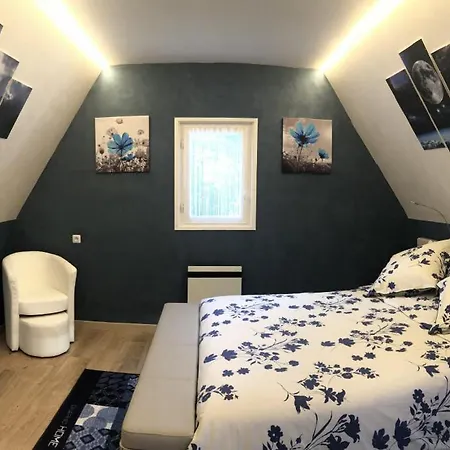 D'hotes L'olivianne Bed & Breakfast